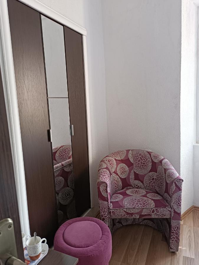 Hotel Nova Dvokrevetna Soba Sa Dva Odvojena Kreveta I Zajednickim Kupatilom à Kotor Extérieur photo