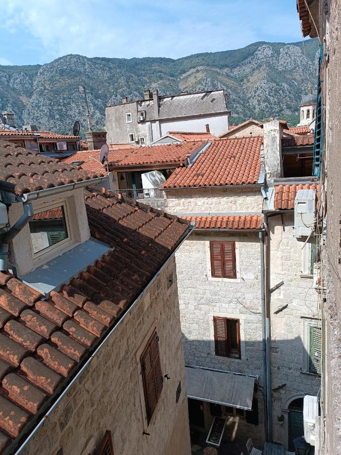 Hotel Nova Dvokrevetna Soba Sa Dva Odvojena Kreveta I Zajednickim Kupatilom à Kotor Extérieur photo