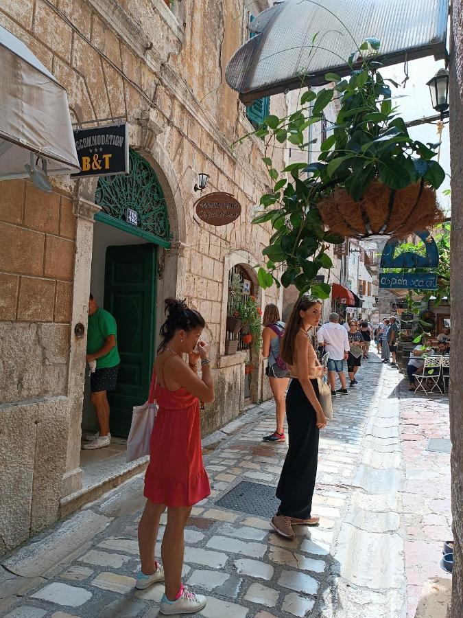Hotel Nova Dvokrevetna Soba Sa Dva Odvojena Kreveta I Zajednickim Kupatilom à Kotor Extérieur photo