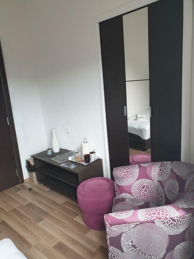 Hotel Nova Dvokrevetna Soba Sa Dva Odvojena Kreveta I Zajednickim Kupatilom à Kotor Extérieur photo